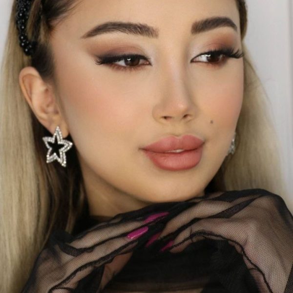 آرایشگاه زنانه حنا خانم اندرزگو تهران
