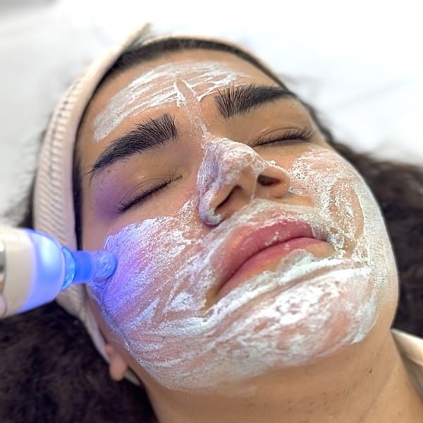 آرایشگاه زنانه مرضیه رستمی تهرانپارس تهران