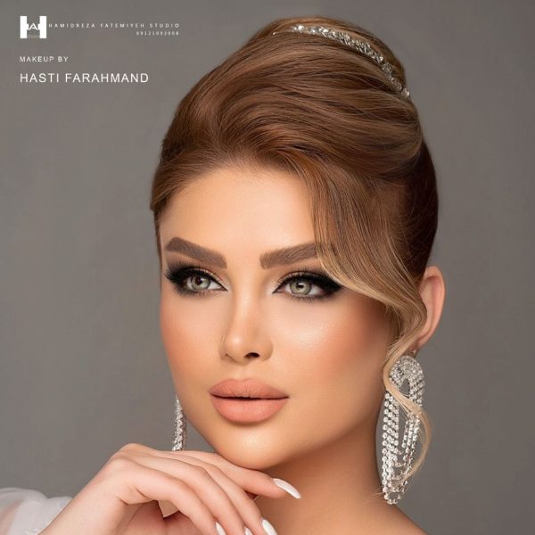 آرایشگاه زنانه هستی فرهمند پاسداران تهران