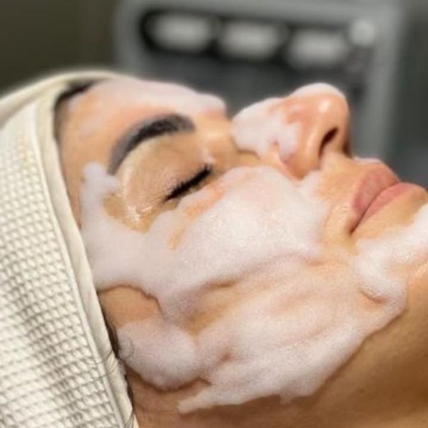 آرایشگاه زنانه باروشه جنت آباد تهران